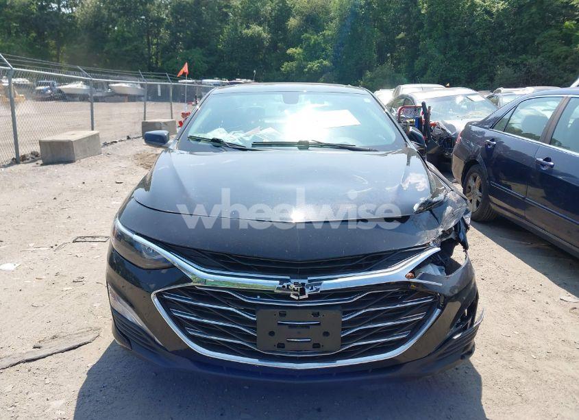 Photo 12 of 2019 Chevrolet Malibu LT (VIN 1G1ZD5ST8KF227008)