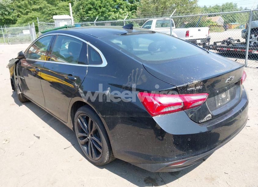 Photo 3 of 2019 Chevrolet Malibu LT (VIN 1G1ZD5ST8KF227008)