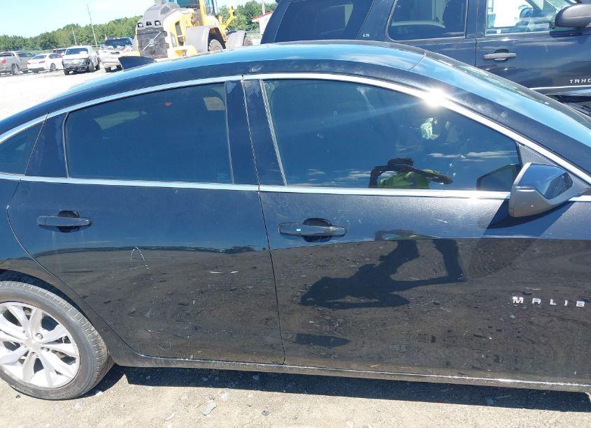 Photo 13 of 2020 Chevrolet Malibu FWD LT (VIN 1G1ZD5ST8LF007966)