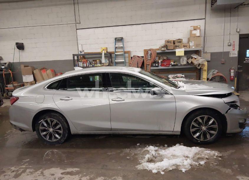 Photo 13 of 2020 Chevrolet Malibu FWD LT (VIN 1G1ZD5ST8LF013864)