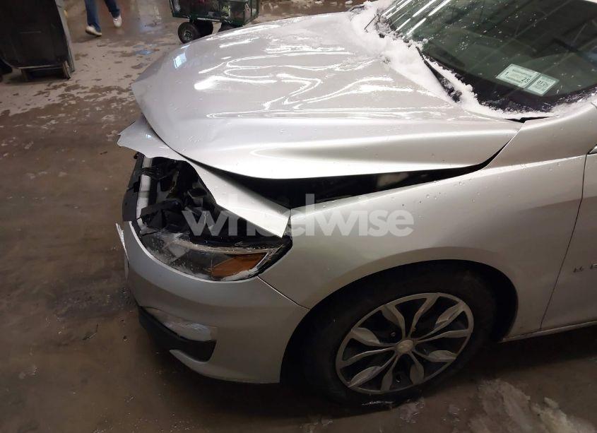 Photo 6 of 2020 Chevrolet Malibu FWD LT (VIN 1G1ZD5ST8LF013864)