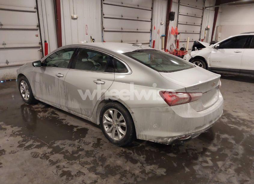Photo 3 of 2020 Chevrolet Malibu FWD LT (VIN 1G1ZD5ST8LF039770)