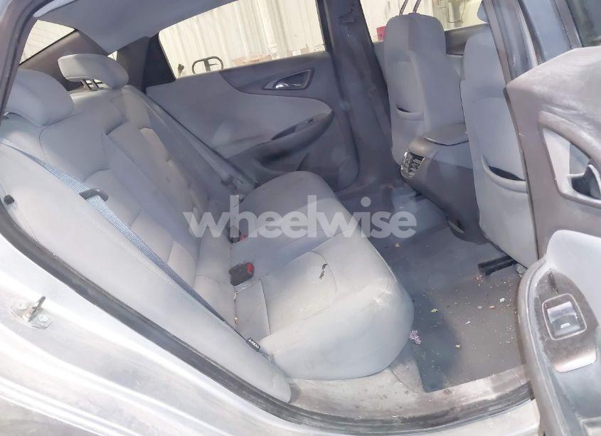 Photo 8 of 2020 Chevrolet Malibu FWD LT (VIN 1G1ZD5ST8LF039770)