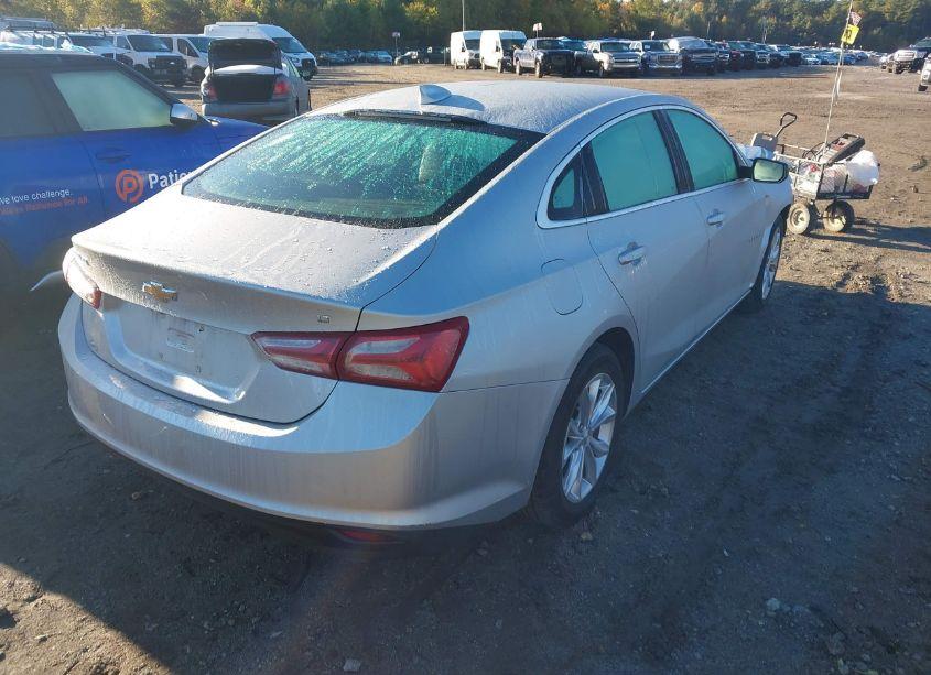 Photo 4 of 2020 Chevrolet Malibu FWD LT (VIN 1G1ZD5ST8LF046427)