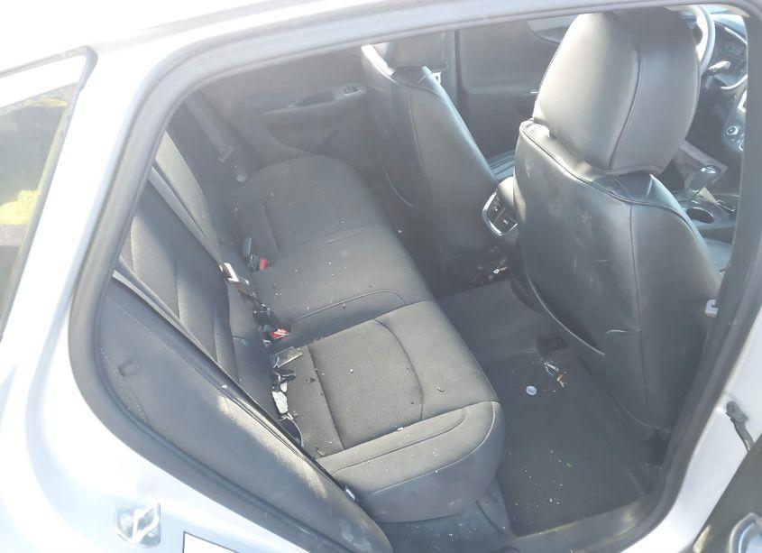 Photo 8 of 2020 Chevrolet Malibu FWD LT (VIN 1G1ZD5ST8LF046427)