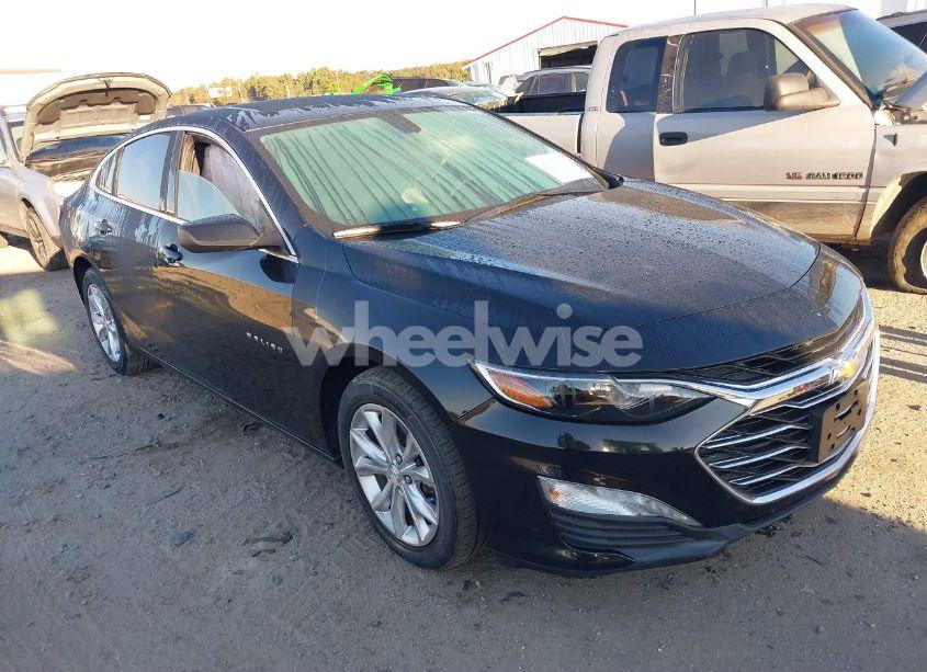 2020 Chevrolet Malibu FWD LT (VIN 1G1ZD5ST8LF047223) main photo