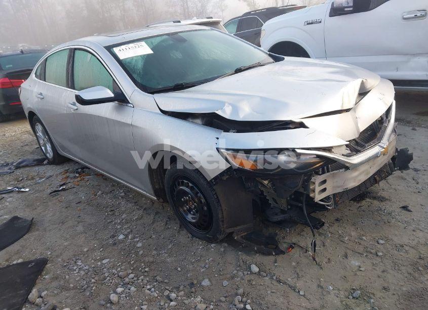 2020 Chevrolet Malibu FWD LT (VIN 1G1ZD5ST8LF053961) main photo