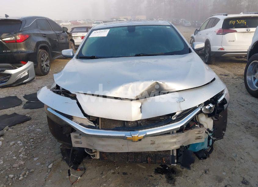 Photo 12 of 2020 Chevrolet Malibu FWD LT (VIN 1G1ZD5ST8LF053961)