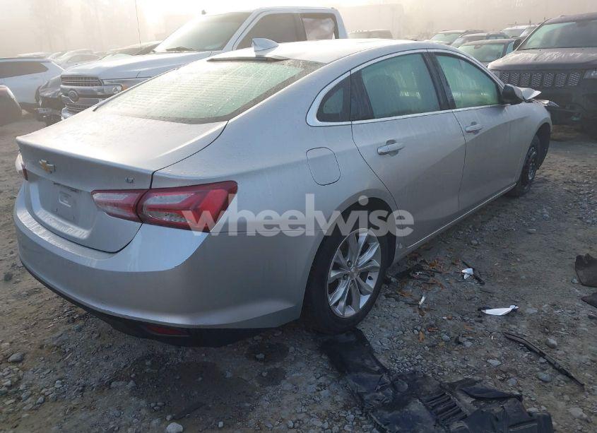 Photo 4 of 2020 Chevrolet Malibu FWD LT (VIN 1G1ZD5ST8LF053961)
