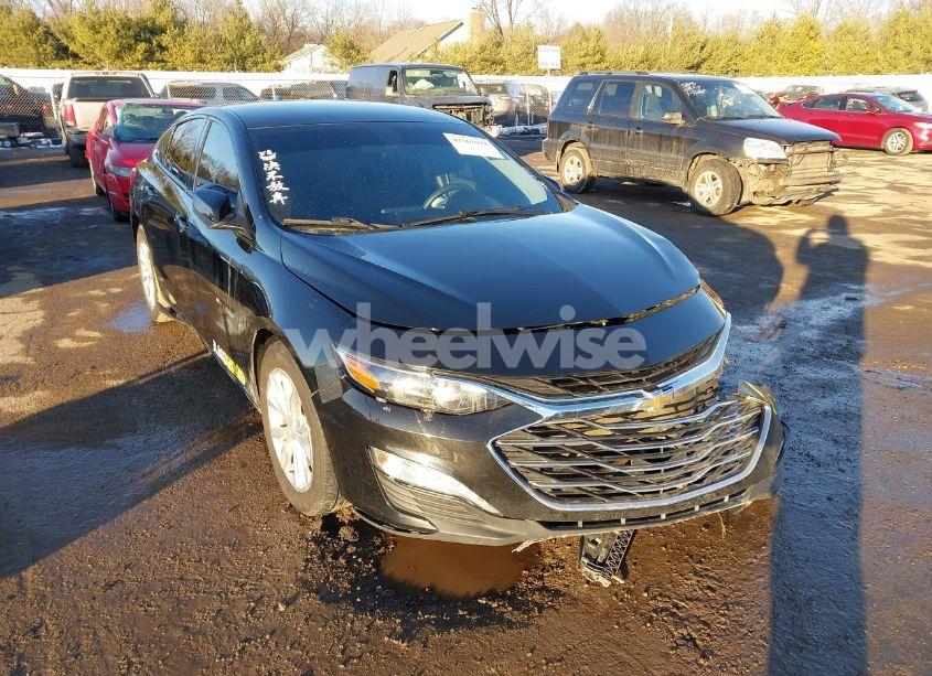 2020 Chevrolet Malibu FWD LT (VIN 1G1ZD5ST8LF056293) main photo