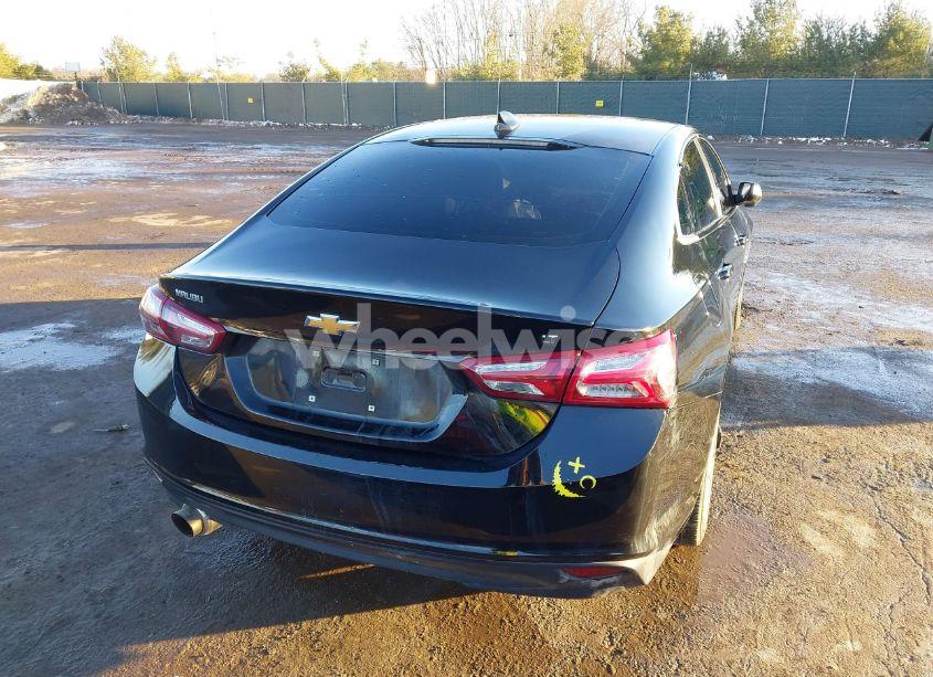 Photo 4 of 2020 Chevrolet Malibu FWD LT (VIN 1G1ZD5ST8LF056293)