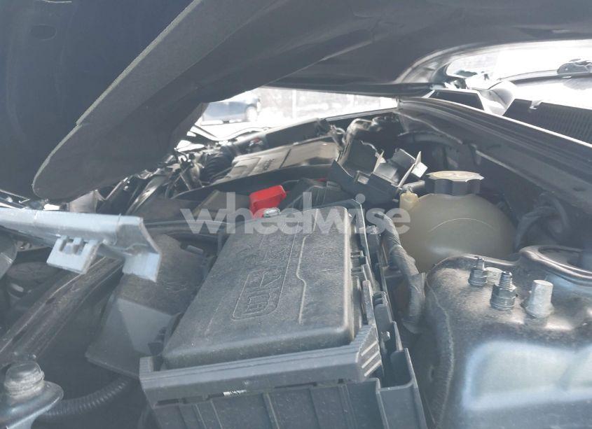 Photo 10 of 2020 Chevrolet Malibu FWD LT (VIN 1G1ZD5ST8LF072686)
