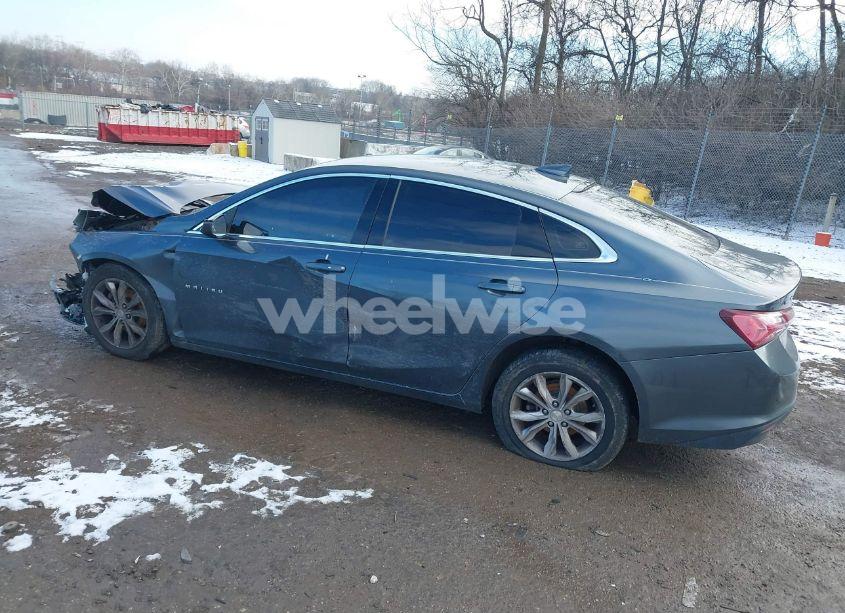 Photo 3 of 2020 Chevrolet Malibu FWD LT (VIN 1G1ZD5ST8LF072686)
