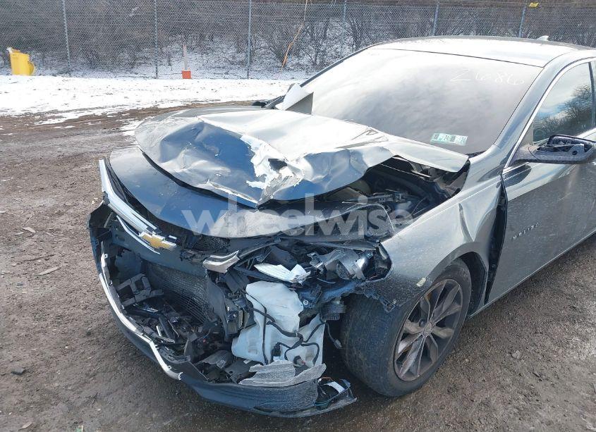 Photo 6 of 2020 Chevrolet Malibu FWD LT (VIN 1G1ZD5ST8LF072686)