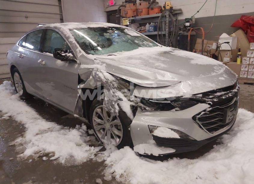 2020 Chevrolet Malibu FWD LT (VIN 1G1ZD5ST8LF076351) main photo