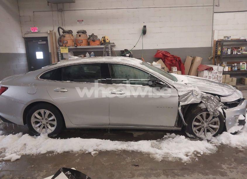 Photo 13 of 2020 Chevrolet Malibu FWD LT (VIN 1G1ZD5ST8LF076351)
