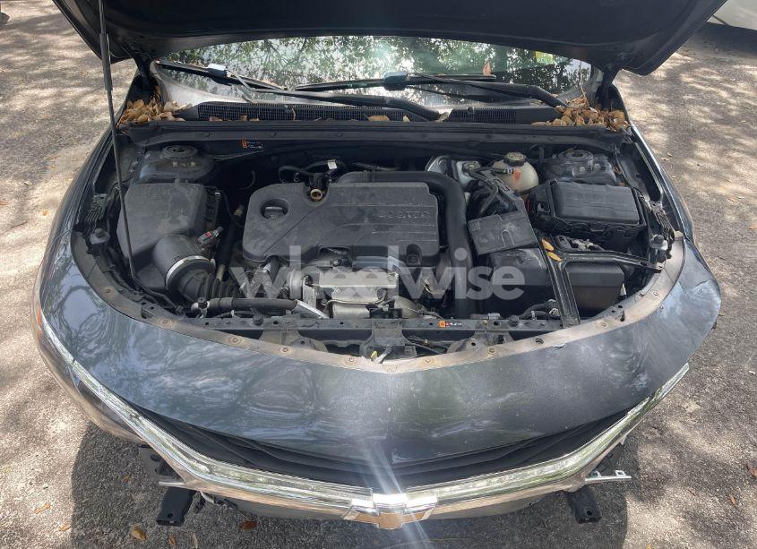 Photo 10 of 2020 Chevrolet Malibu LT (VIN 1G1ZD5ST8LF080495)