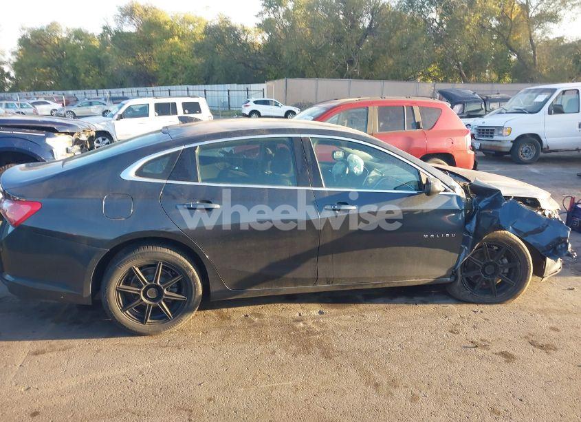 Photo 13 of 2020 Chevrolet Malibu FWD LT (VIN 1G1ZD5ST8LF098155)