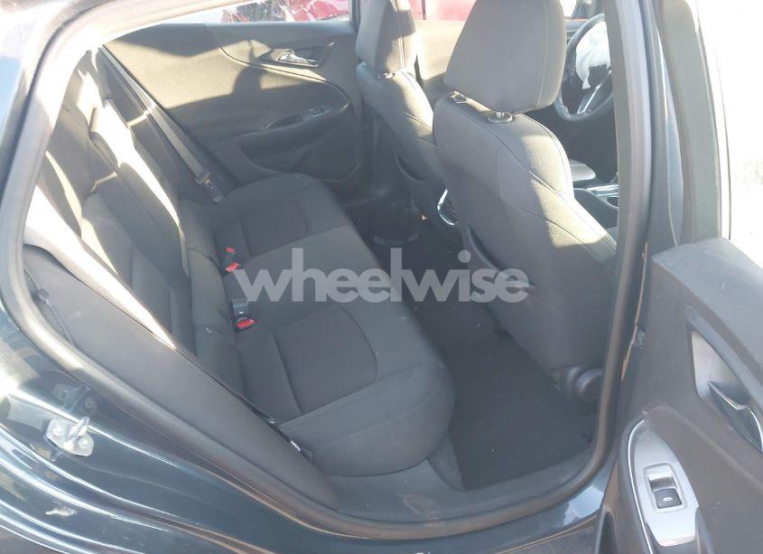 Photo 8 of 2020 Chevrolet Malibu FWD LT (VIN 1G1ZD5ST8LF098155)