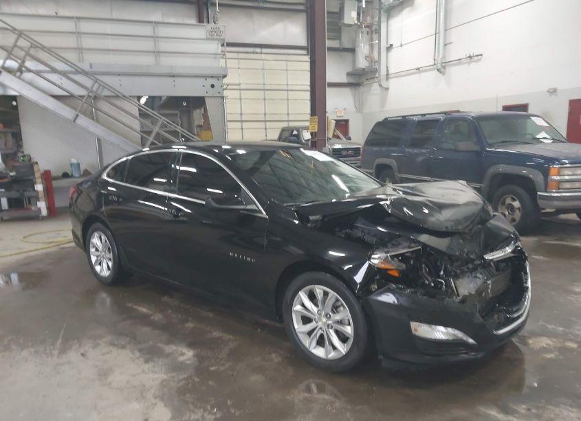 2020 Chevrolet Malibu FWD LT (VIN 1G1ZD5ST8LF110563) main photo