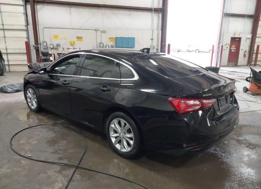 Photo 3 of 2020 Chevrolet Malibu FWD LT (VIN 1G1ZD5ST8LF110563)