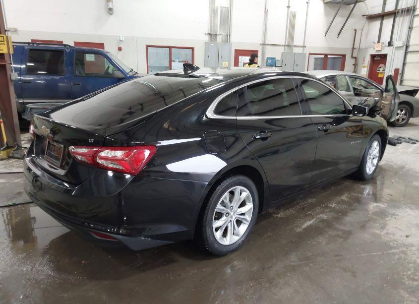 Photo 4 of 2020 Chevrolet Malibu FWD LT (VIN 1G1ZD5ST8LF110563)