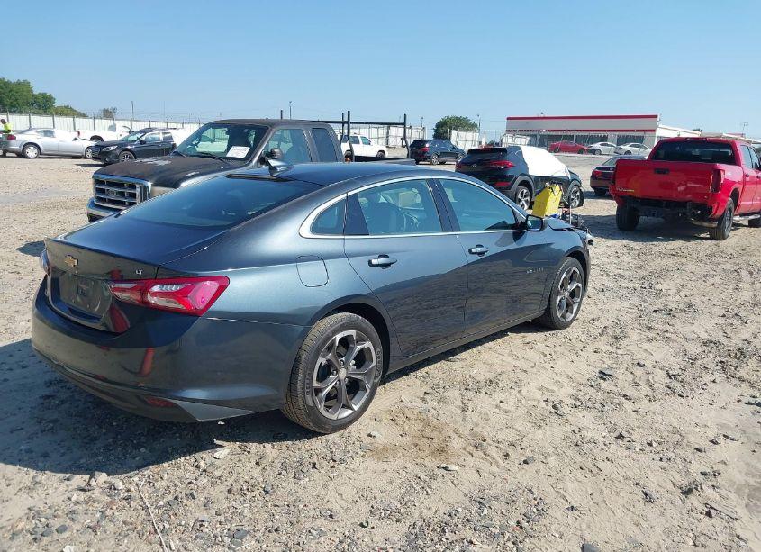 Photo 4 of 2020 Chevrolet Malibu FWD LT (VIN 1G1ZD5ST8LF110661)