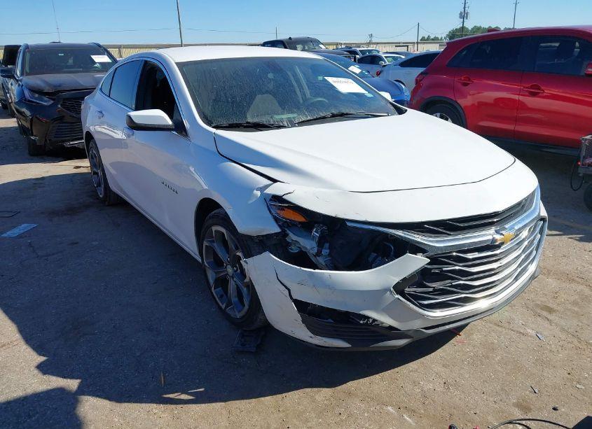 2020 Chevrolet Malibu FWD LT (VIN 1G1ZD5ST8LF120364) main photo