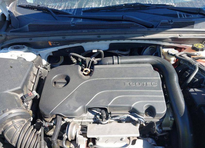 Photo 10 of 2020 Chevrolet Malibu FWD LT (VIN 1G1ZD5ST8LF120364)