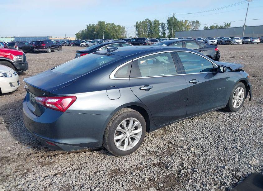 Photo 4 of 2020 Chevrolet Malibu FWD LT (VIN 1G1ZD5ST8LF122597)