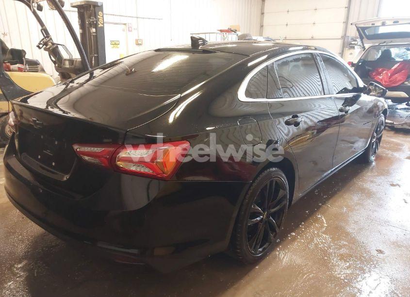 Photo 4 of 2020 Chevrolet Malibu FWD LT (VIN 1G1ZD5ST8LF140131)