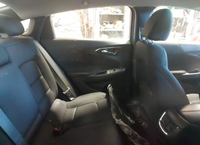 Photo 8 of 2020 Chevrolet Malibu FWD LT (VIN 1G1ZD5ST8LF156409)