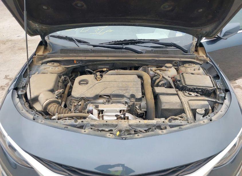 Photo 10 of 2020 Chevrolet Malibu FWD LT (VIN 1G1ZD5ST8LF156555)