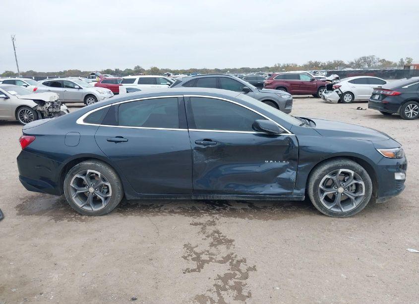 Photo 13 of 2020 Chevrolet Malibu FWD LT (VIN 1G1ZD5ST8LF156555)