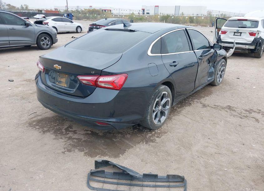 Photo 4 of 2020 Chevrolet Malibu FWD LT (VIN 1G1ZD5ST8LF156555)