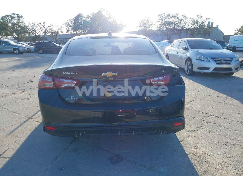 Photo 17 of 2021 Chevrolet Malibu FWD LT (VIN 1G1ZD5ST8MF005457)