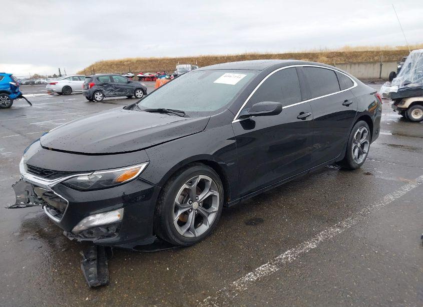 Photo 2 of 2021 Chevrolet Malibu FWD LT (VIN 1G1ZD5ST8MF005703)