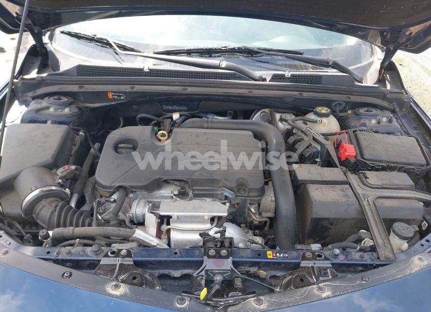 Photo 10 of 2021 Chevrolet Malibu FWD LT (VIN 1G1ZD5ST8MF005720)