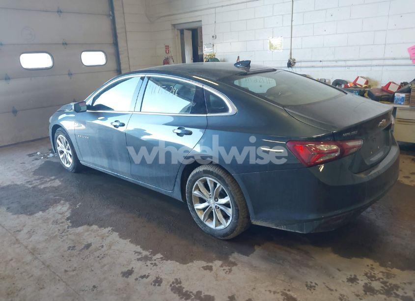 Photo 3 of 2021 Chevrolet Malibu FWD LT (VIN 1G1ZD5ST8MF012635)
