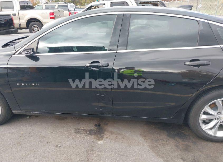 Photo 13 of 2021 Chevrolet Malibu FWD LT (VIN 1G1ZD5ST8MF028284)