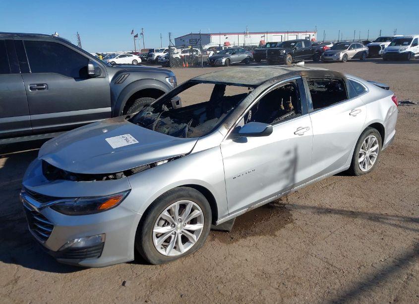 Photo 2 of 2021 Chevrolet Malibu FWD LT (VIN 1G1ZD5ST8MF072320)