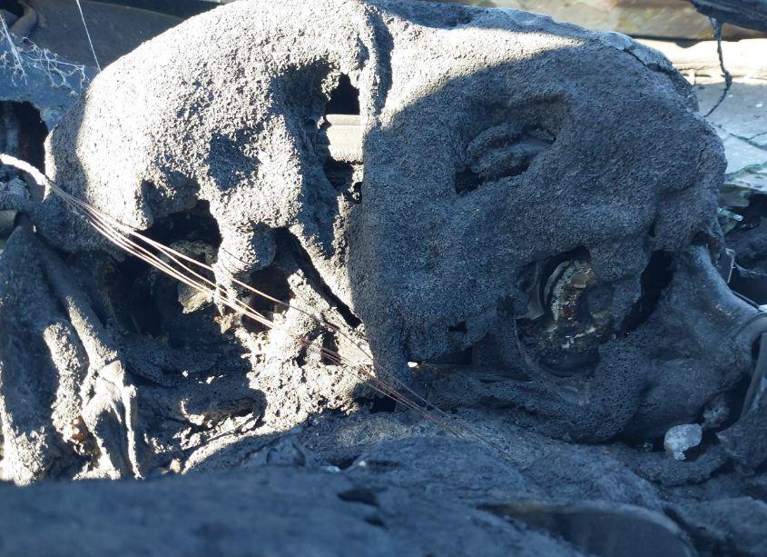 Photo 7 of 2021 Chevrolet Malibu FWD LT (VIN 1G1ZD5ST8MF072320)