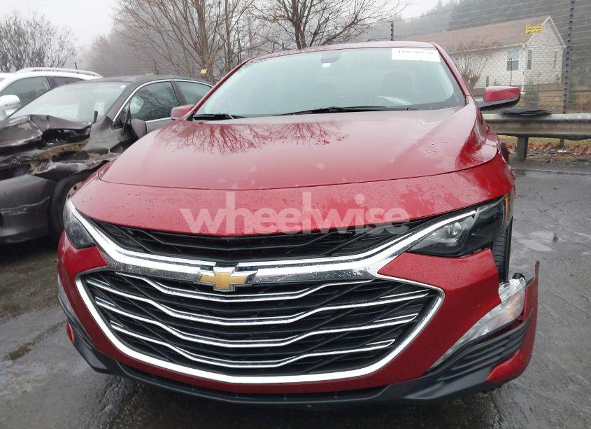 Photo 12 of 2021 Chevrolet Malibu FWD LT (VIN 1G1ZD5ST8MF083687)