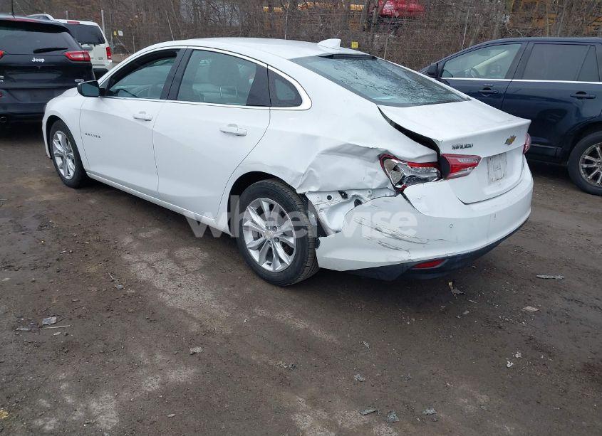 Photo 3 of 2022 Chevrolet Malibu FWD LT (VIN 1G1ZD5ST8NF105205)