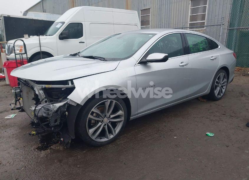 Photo 2 of 2022 Chevrolet Malibu FWD LT (VIN 1G1ZD5ST8NF109822)