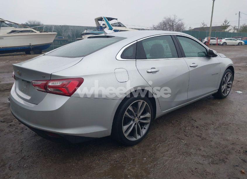 Photo 4 of 2022 Chevrolet Malibu FWD LT (VIN 1G1ZD5ST8NF109822)