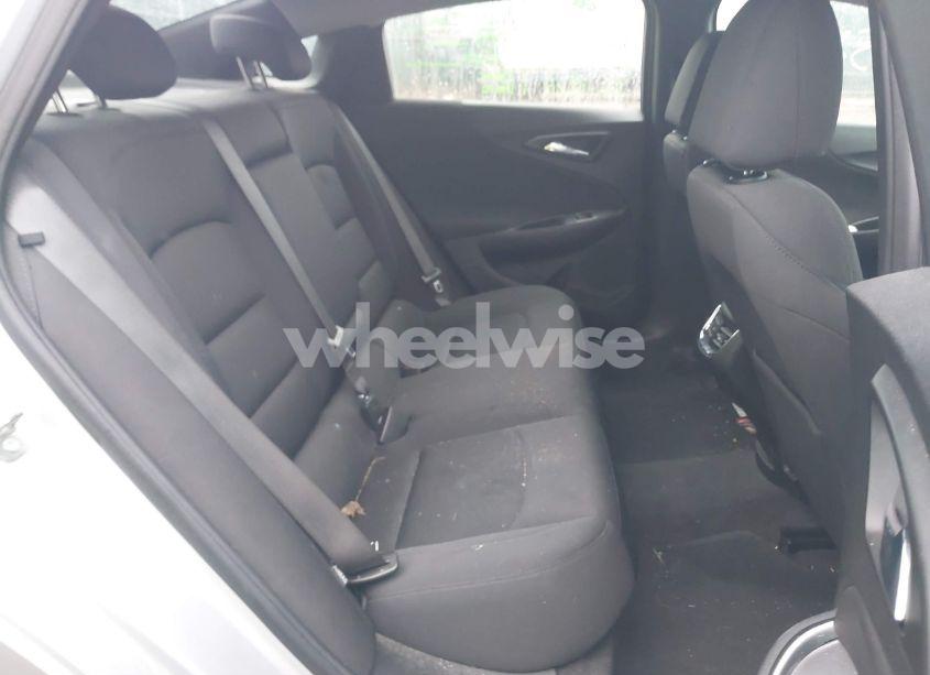 Photo 8 of 2022 Chevrolet Malibu FWD LT (VIN 1G1ZD5ST8NF109822)