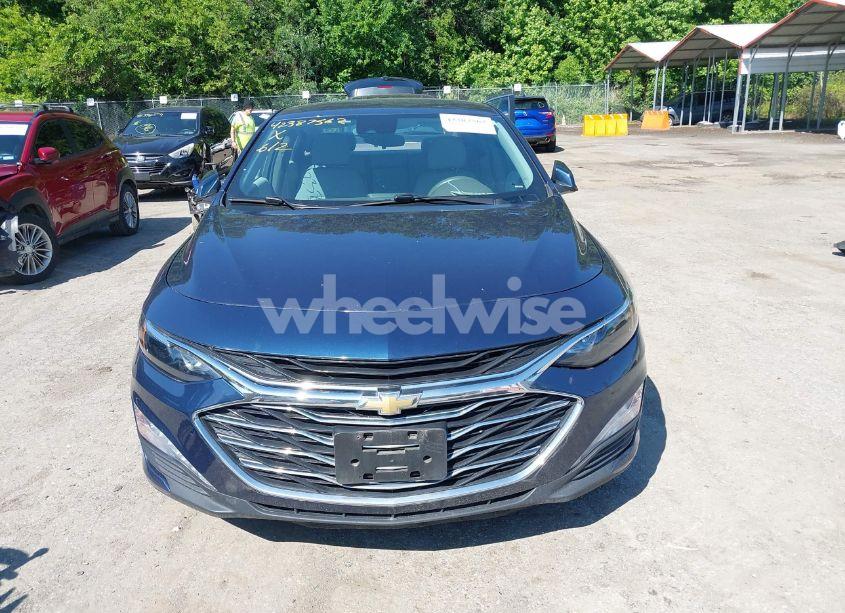 Photo 12 of 2022 Chevrolet Malibu FWD LT (VIN 1G1ZD5ST8NF111831)