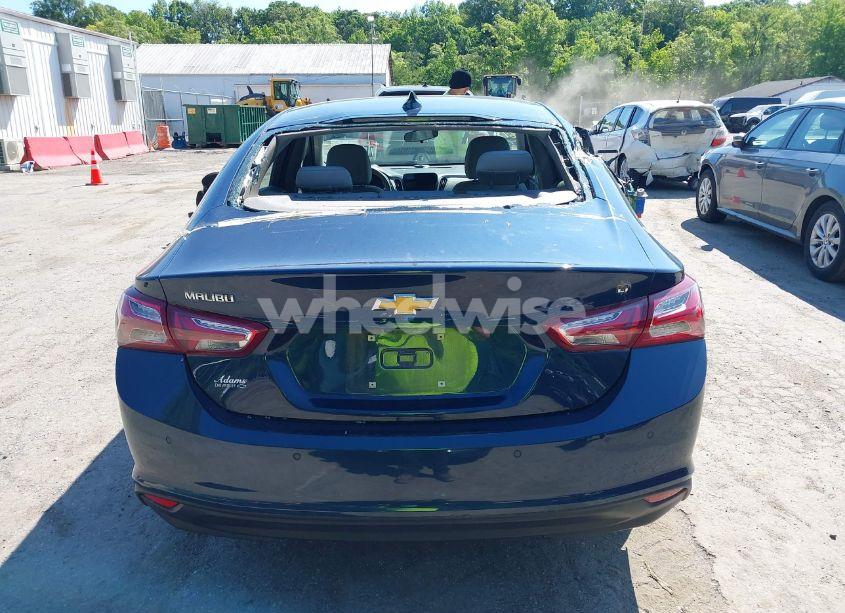 Photo 16 of 2022 Chevrolet Malibu FWD LT (VIN 1G1ZD5ST8NF111831)