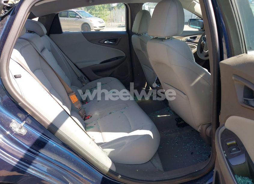 Photo 8 of 2022 Chevrolet Malibu FWD LT (VIN 1G1ZD5ST8NF111831)